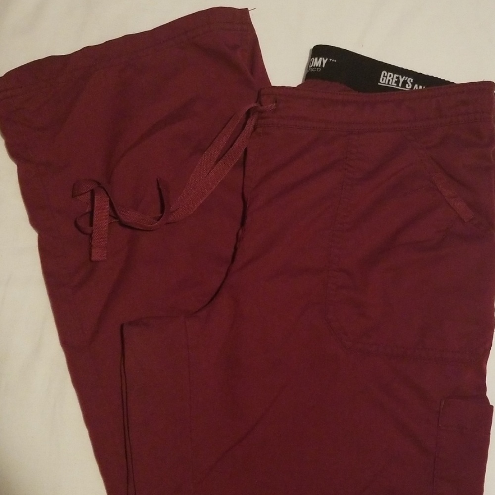 Grey's Anatomy scrub set, size medium